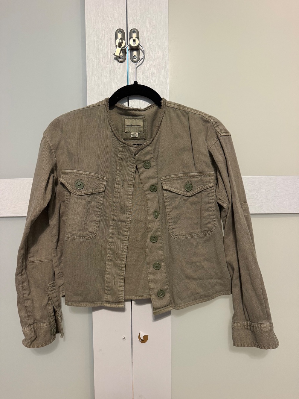 American Eagle Distressed Collarless Utility